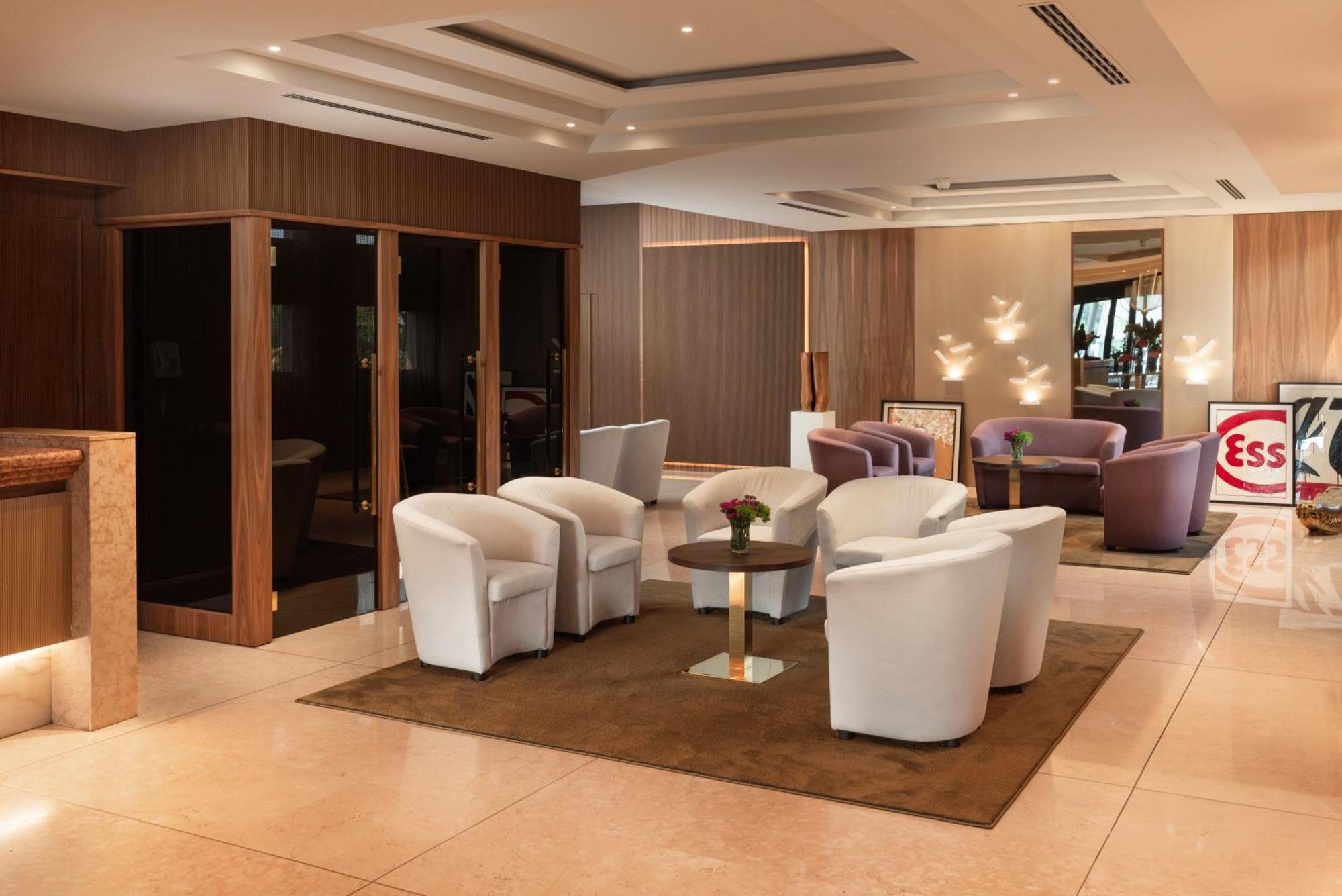 Best Western Hotel Leonardo Da Vinci Erba Eksteriør billede