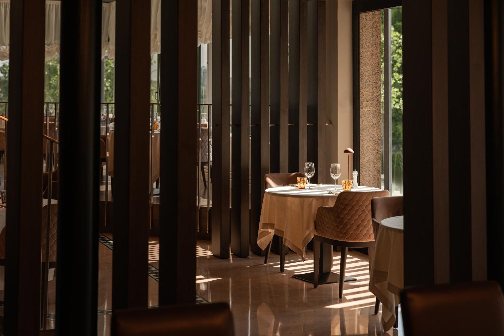 Best Western Hotel Leonardo Da Vinci Erba Eksteriør billede