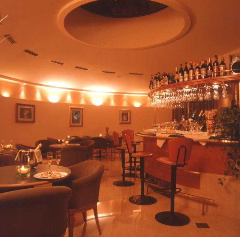 Best Western Hotel Leonardo Da Vinci Erba Eksteriør billede